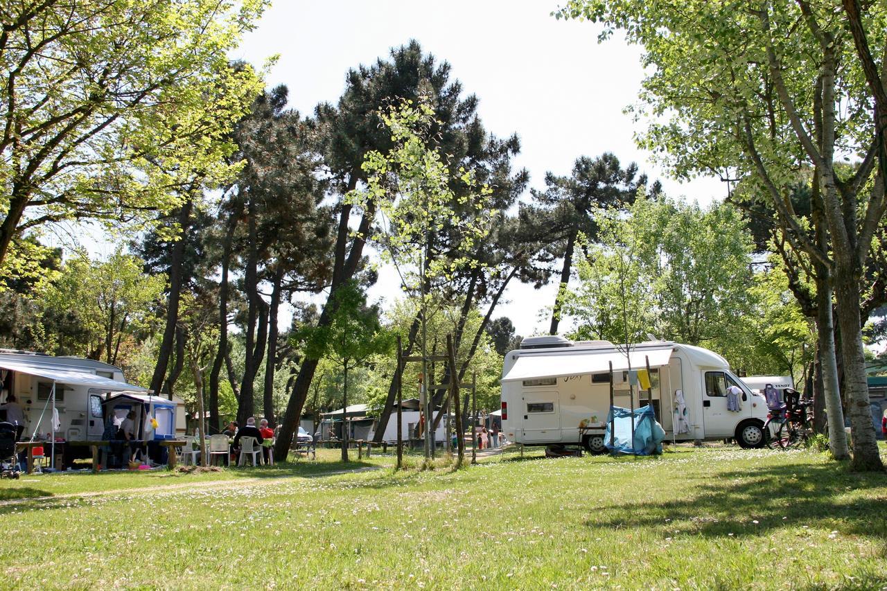 Romea Family Camping Casal Borsetti Buitenkant foto